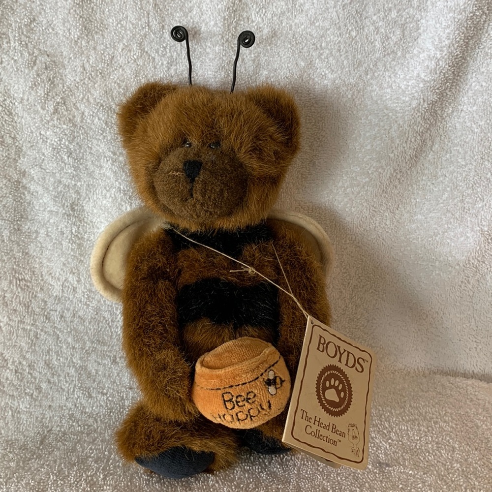 Boyds Bears “U Bee Happy” Bear from.the “Thinking of Ya” series.